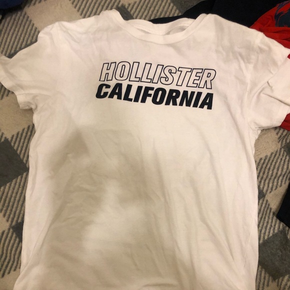 Mens Tee- Small - Picture 1 of 3